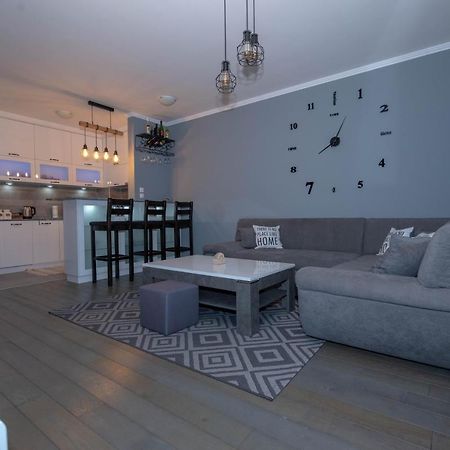 Athena Apartman Lukavica Buitenkant foto